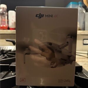 DJI Mini 4K Drone in Gray
